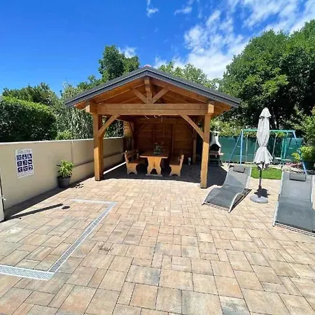 Vakantiehuis In 42254 Jadranovo