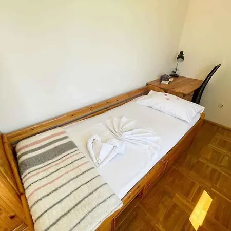 In 42254 Vakantiehuis Jadranovo